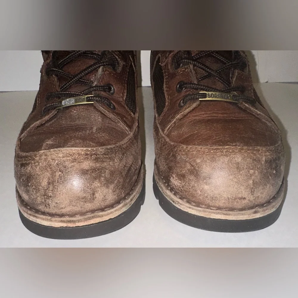 Danner 8